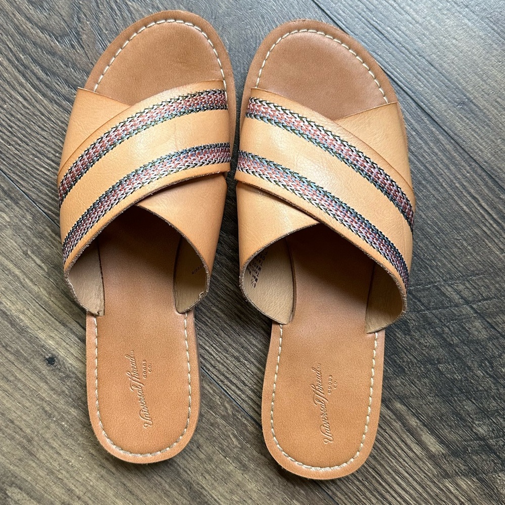Universal Thread Women’s Slip-On Sandal